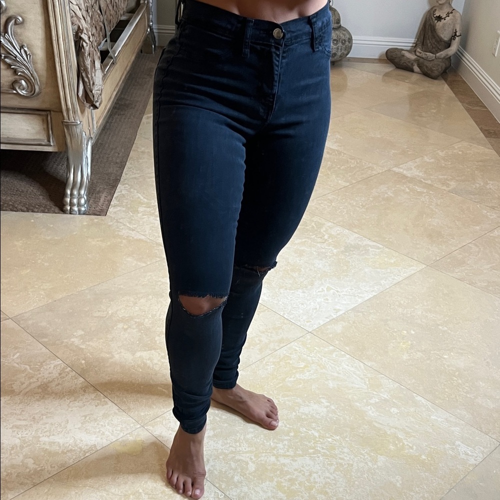 💕Washed Out Black Women’s Jeans💕 - Picture 3 of 5